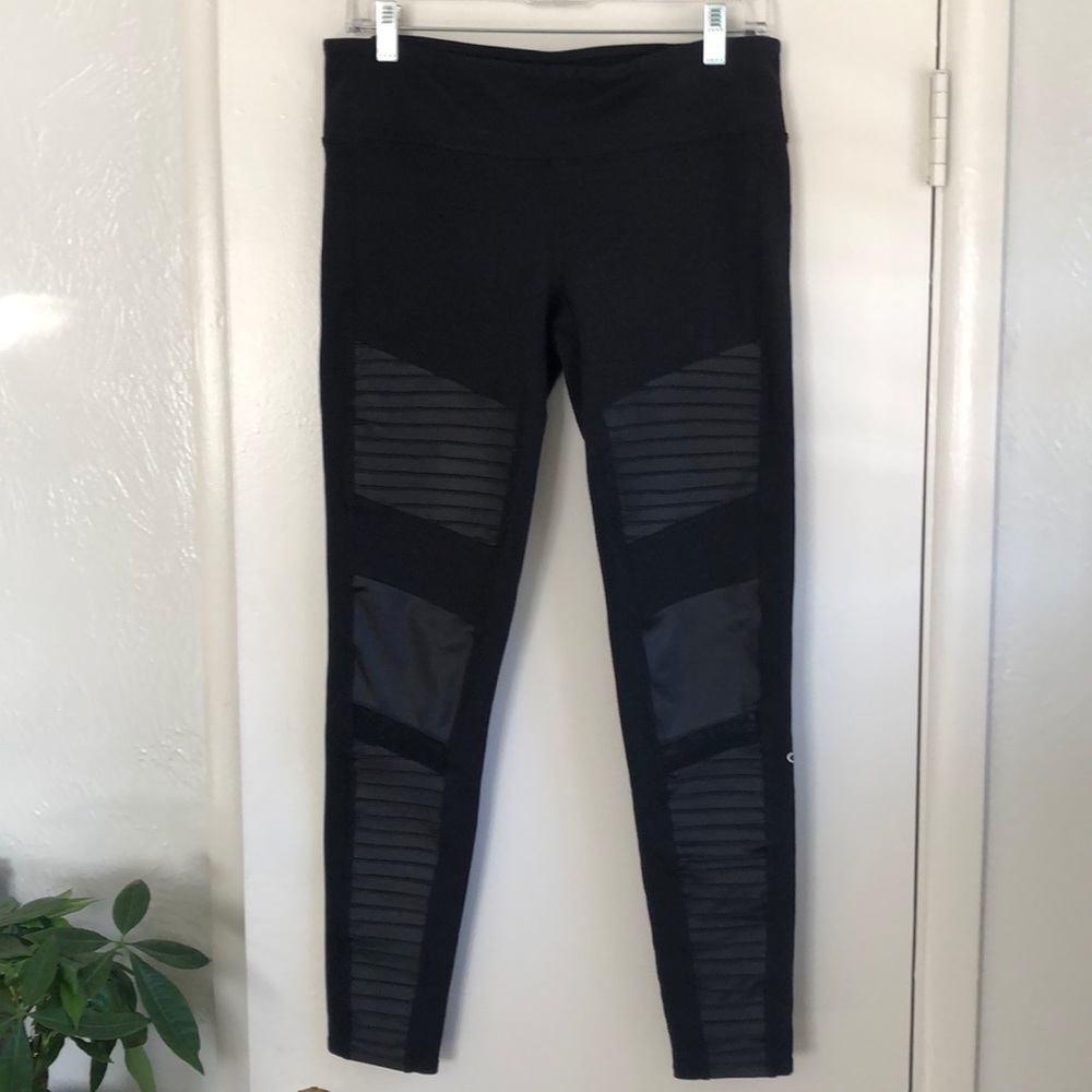 Alo moto leggings